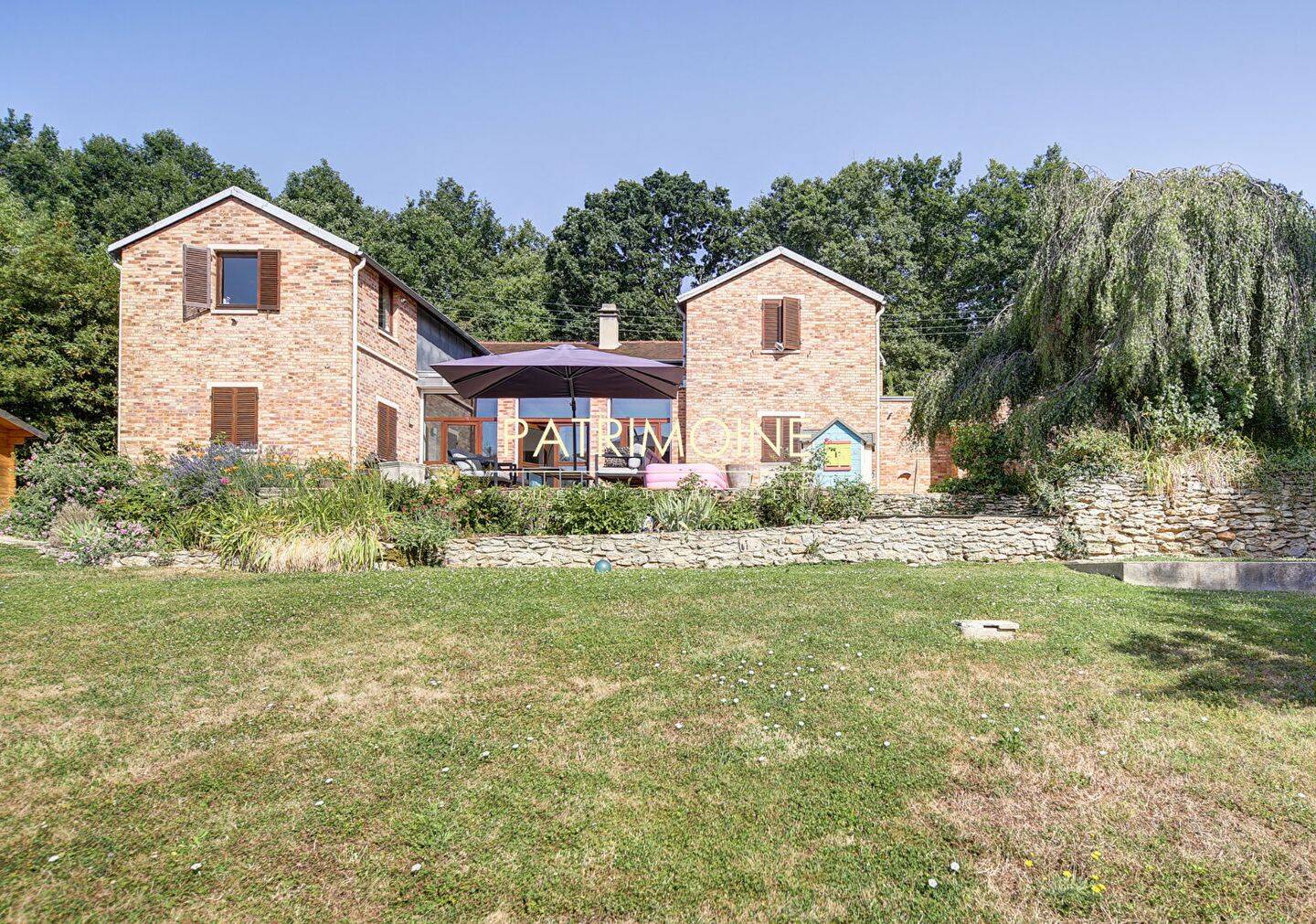Maison 8 pièces 199 m² · à Mareil-Marly · 199,2 m² · 3 900 €/mois