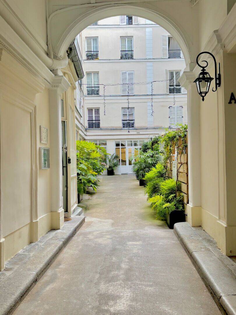 Appartement 1 pièce 30 m² · à Paris 9ème Arrondissement · 30 m² · 329 000 €