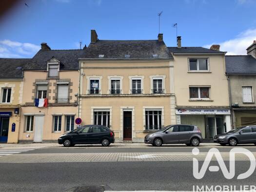Maison de ville à vendre 79 500 € 7 pièces 3 chambres 180 m² 360 m² de terrain Pré-en-Pail-Saint-Samson 53140