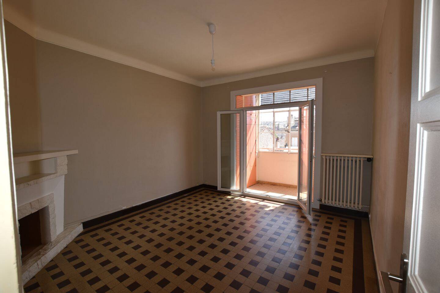 Appartement 3 pièces 59 m² · à Marseille 3ème Arrondissement · 59 m² · 850 €/mois