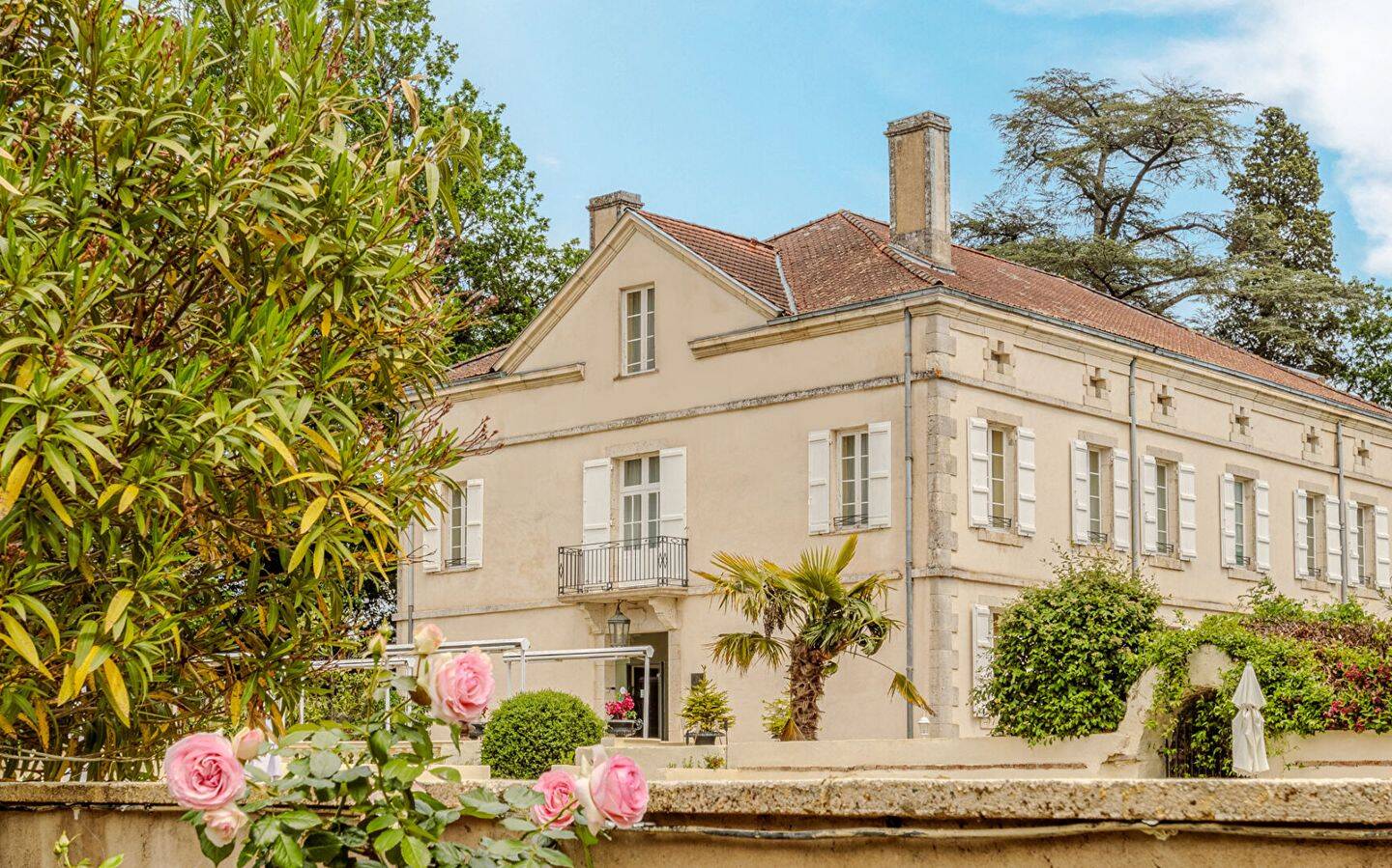 Maison 20 pièces 730 m² · à Malause · 730 m² · 1 150 000 €