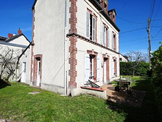 Villa à vendre 855 000 € 7 pièces 5 chambres 143 m² 274 m² de terrain Cabourg 14390