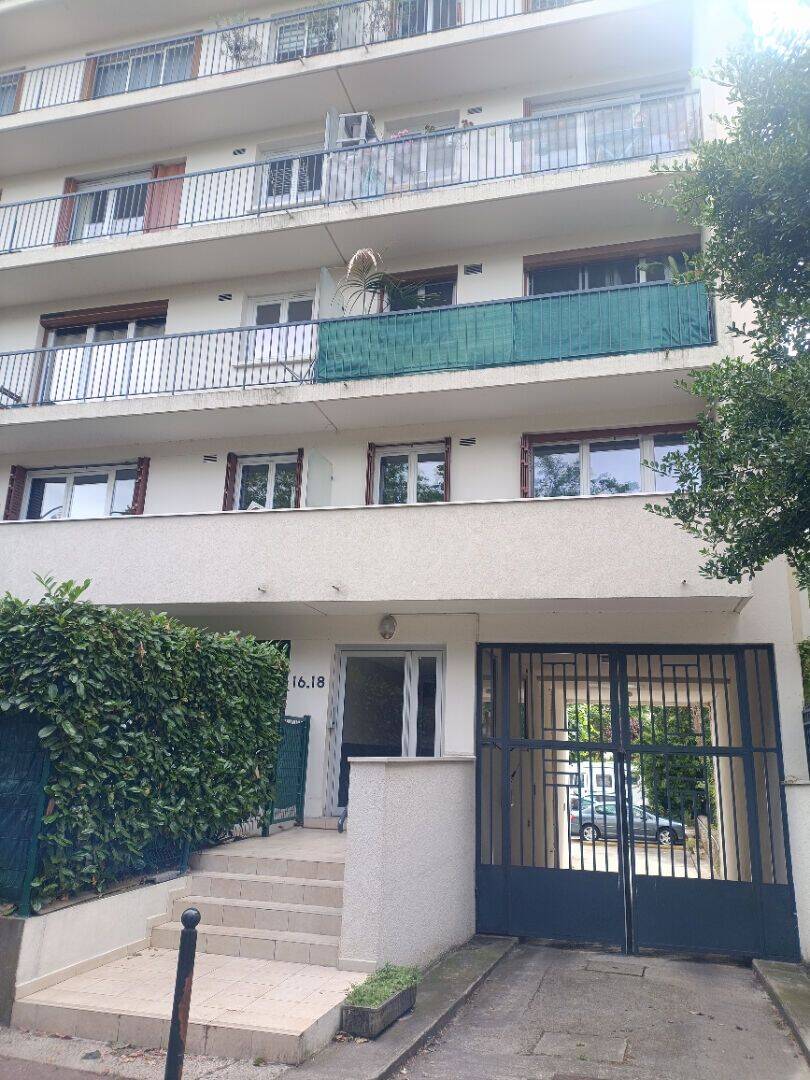 Appartement 2 pièces 37 m² · à Saint Maur des Fosses · 37 m² · 222 000 €