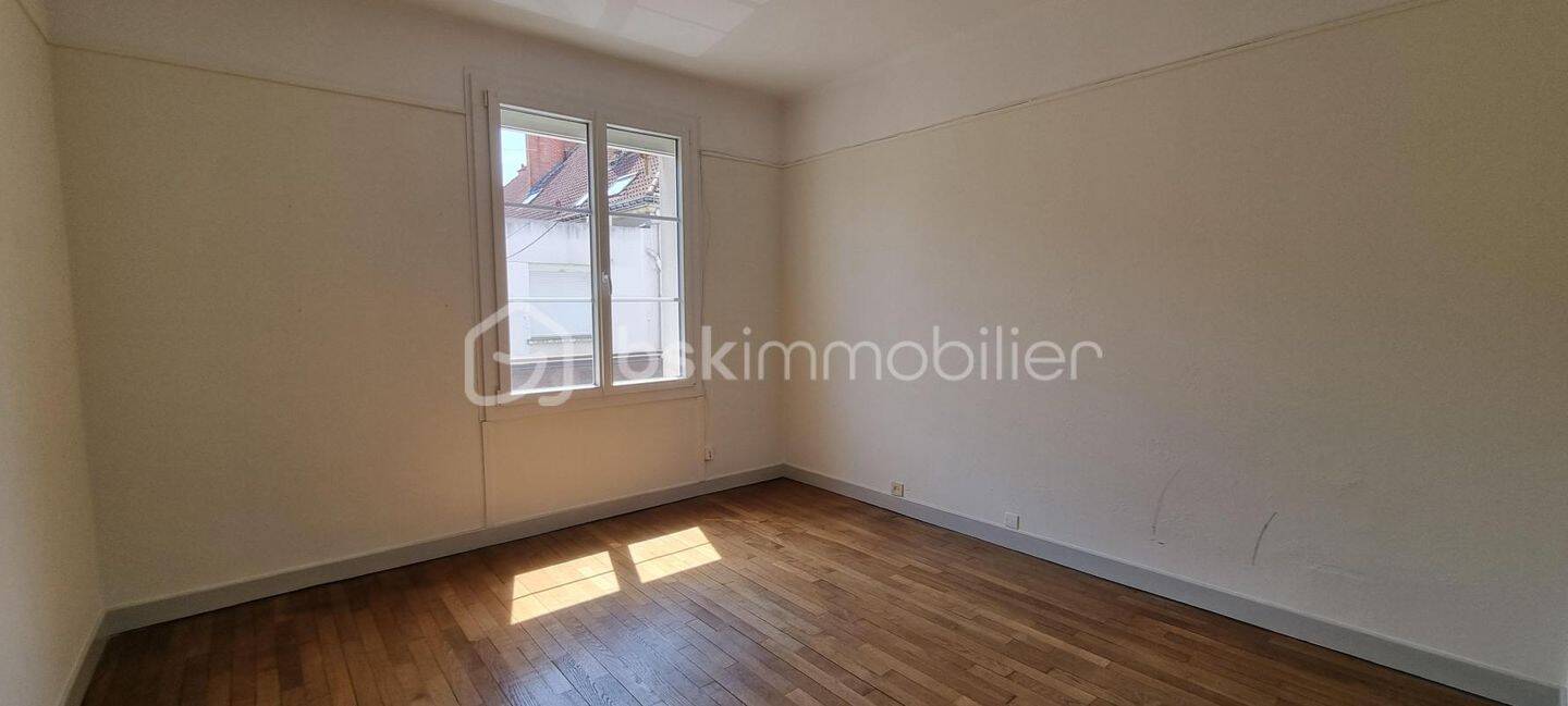 Appartement 4 pièces 102 m² · à Vitry-le-François · 102,1 m² · 122 000 €