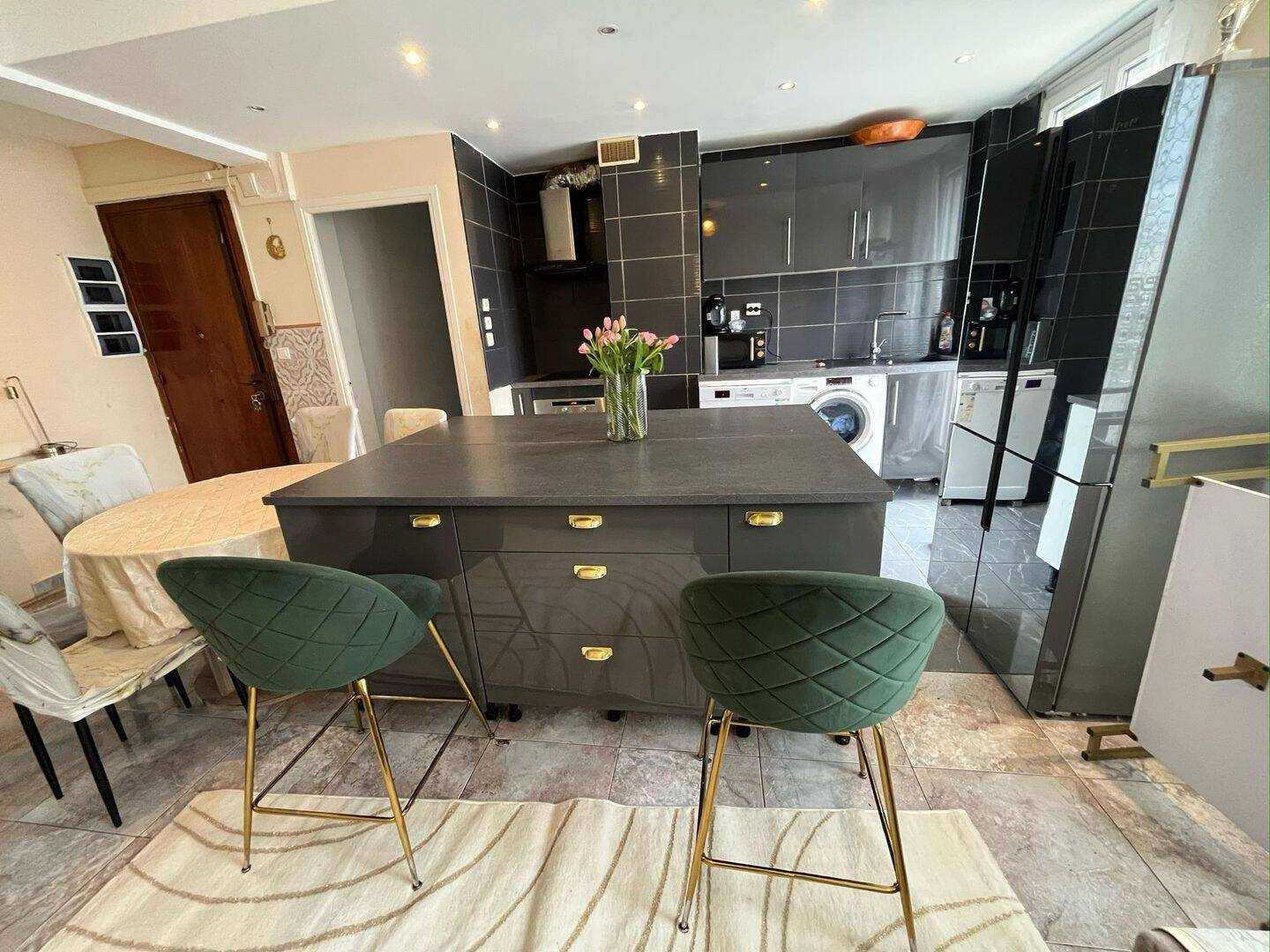 Appartement 3 pièces 67 m² · à Nice · 67 m² · 220 000 €