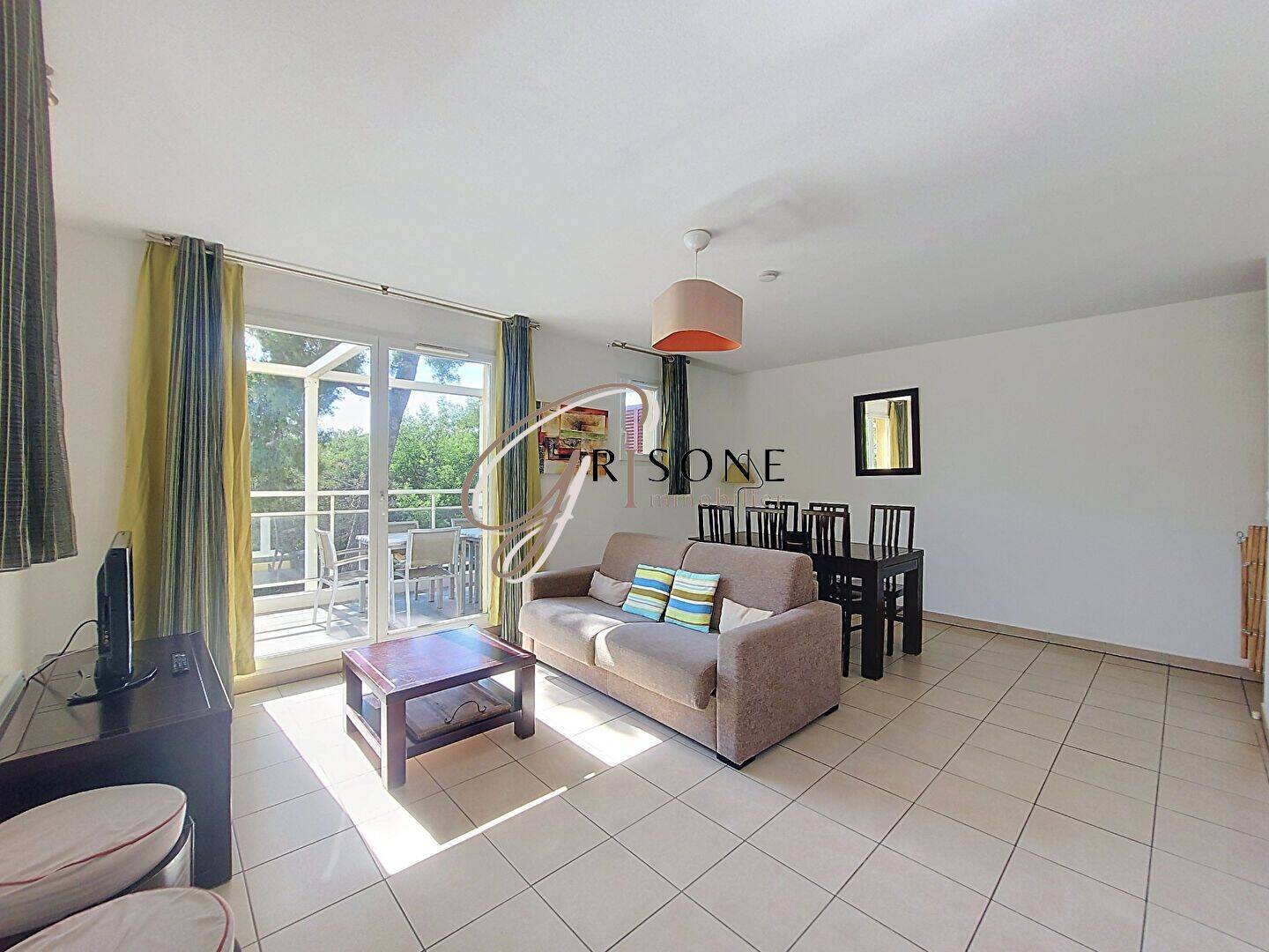 Appartement 3 pièces 56 m² · à Six-Fours-les-Plages · 56 m² · 276 000 €