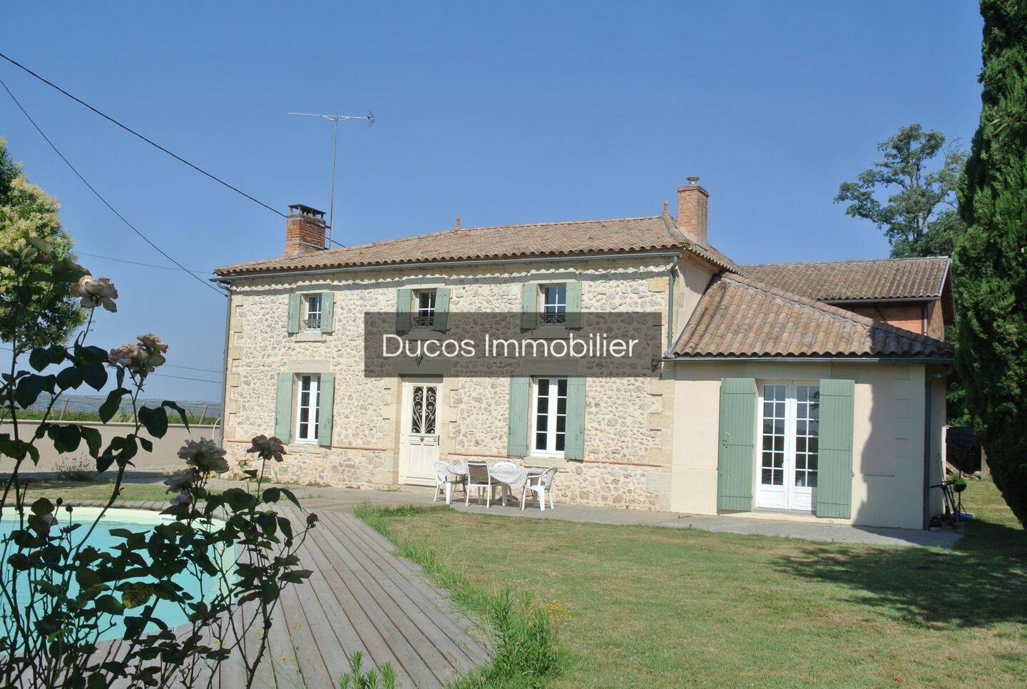 Maison 7 pièces 175 m² · à Sainte-Bazeille · 175 m² · 299 200 €