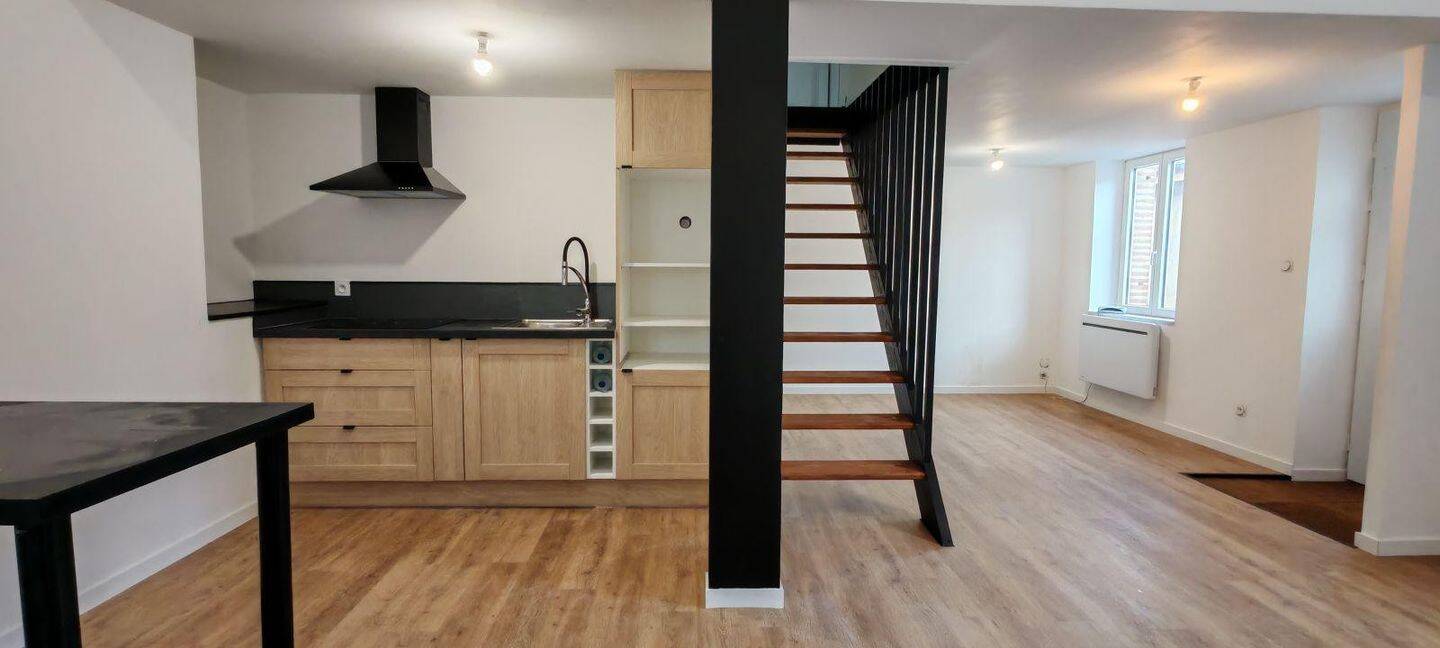 Maison 3 pièces 72 m² · à Castelmayran · 72 m² · 650 €