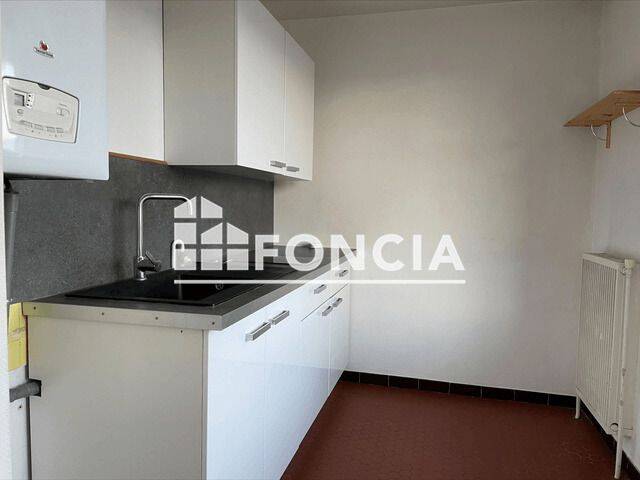 Appartement 1 pièce 30 m² · à Échirolles · 30,4 m² · 494 €/mois