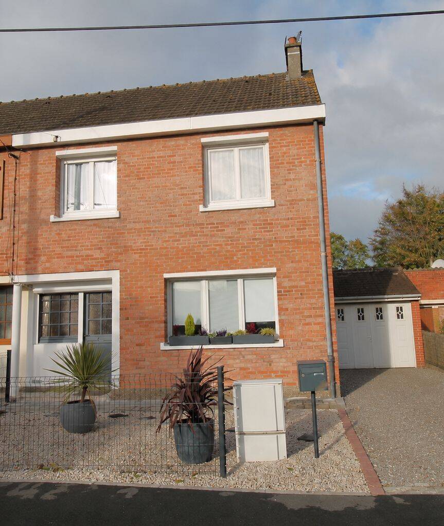 Maison 6 pièces 95 m² · à Wormhout · 95 m² · 239 000 €