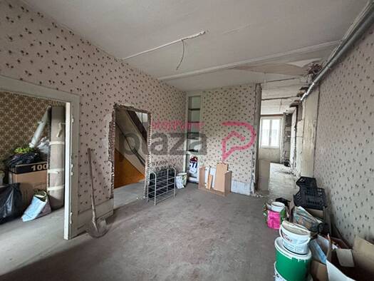 Appartement à vendre 77 000 € 3 pièces 2 chambres 75 m² Étage 2/3 Centre Ville-Zone Industrielle Champagnole 39300