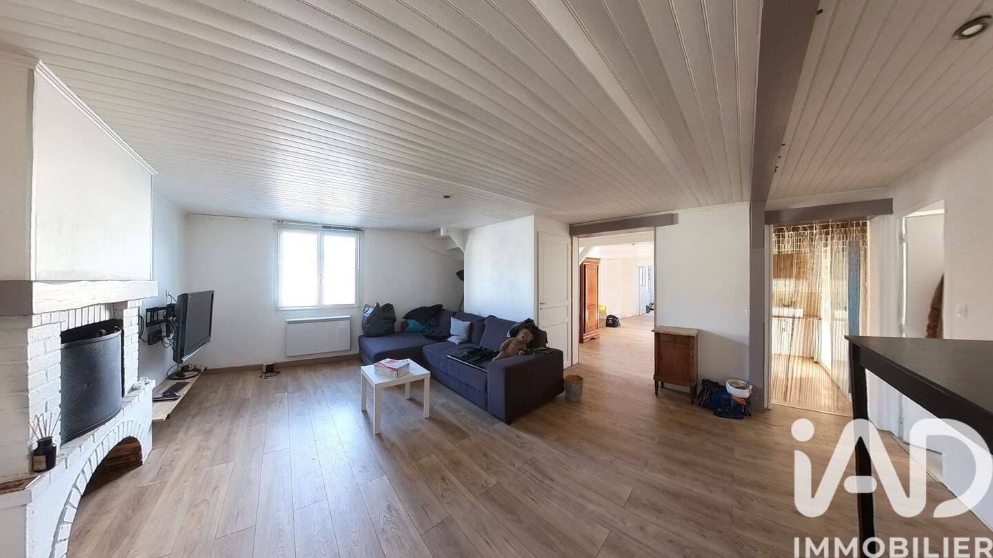 Maison 5 pièces 111 m² · à Chinon · 110,7 m² · 179 900 €