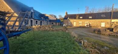 Mas à vendre 275 573 € 6 pièces 3 chambres 300 m² 5 691 m² de terrain Champéon 53640