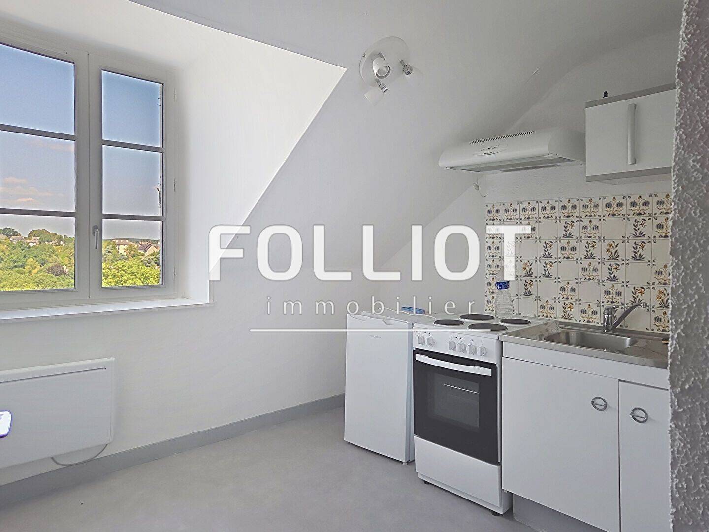 Appartement 1 pièce 20 m² · à Fougères · 19,9 m² · 325 €