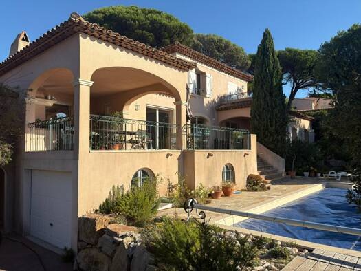 Maison à vendre 2 288 000 € 6 pièces 4 chambres 168 m² 1 717 m² de terrain Nartelle-Noyer-Bellevue-bd des Sardinaux Sainte-Maxime 83120