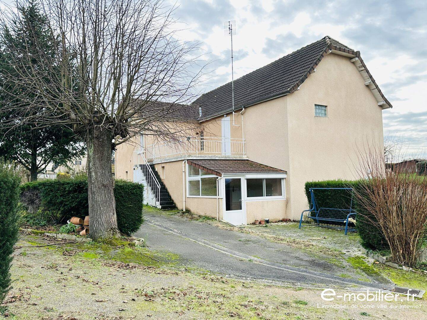 Maison 9 pièces 180 m² · à Marcigny · 180 m² · 178 000 €