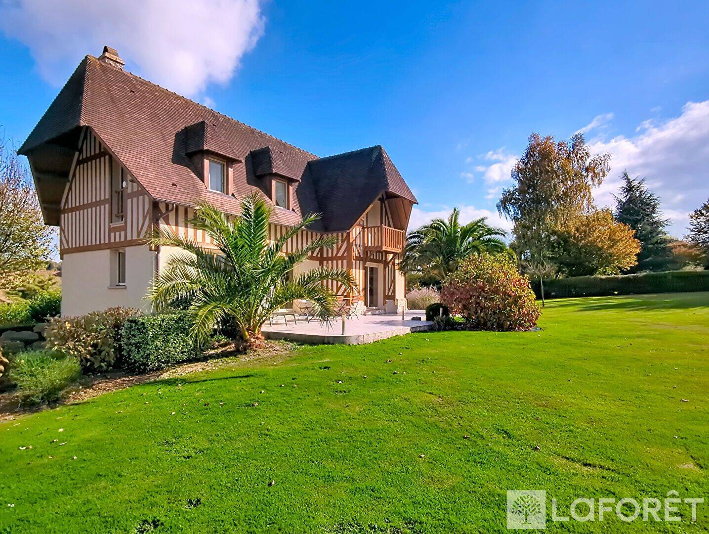 Maison 6 pièces 159 m² · à Gonneville-sur-Mer · 159 m² · 895 000 €