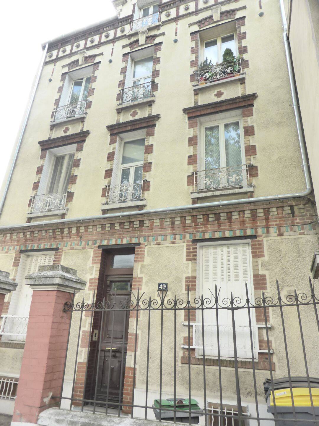 Appartement 1 pièce 14 m² · à Ivry-sur-Seine · 14 m² · 699 €