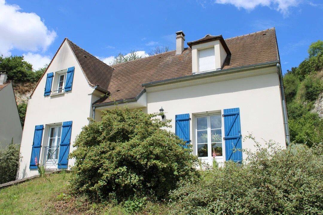 Maison 6 pièces 144 m² · à Margny-lès-Compiègne · 143,7 m² · 377 000 €