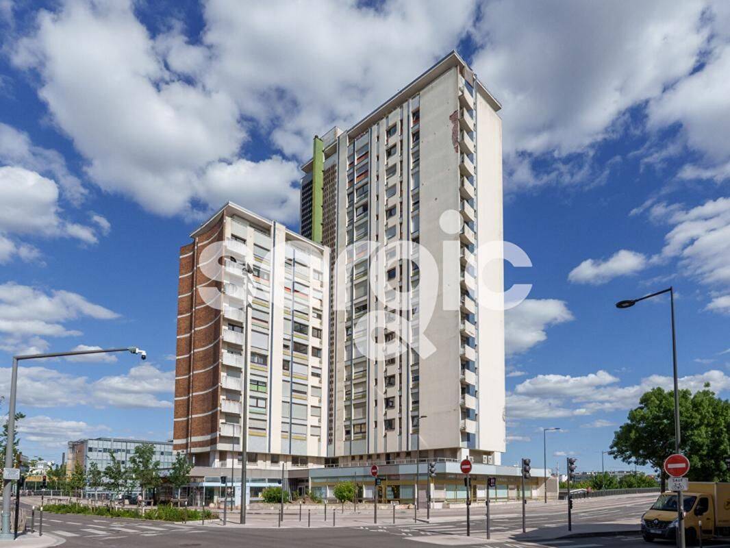 Appartement 4 pièces 104 m² · à Nancy · 104 m² · 145 000 €