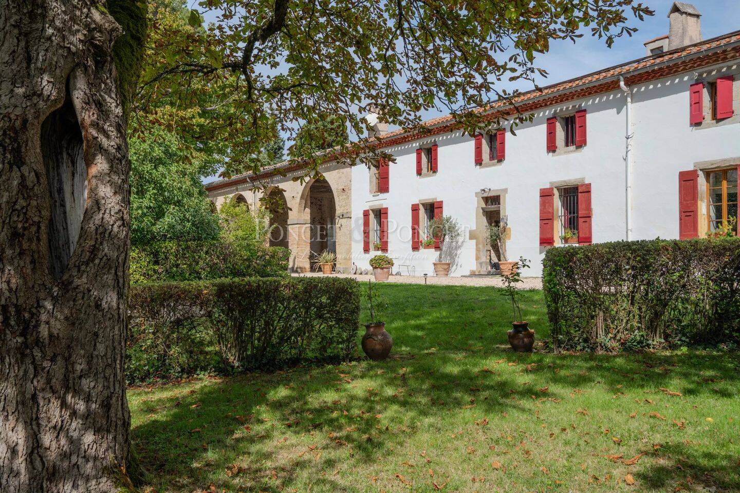 Maison 17 pièces 490 m² · à Castelnaudary · 490 m² · 950 000 €