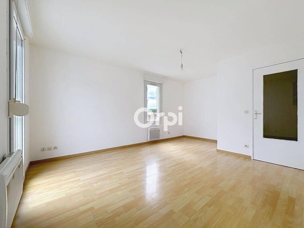 Appartement 1 pièce 28 m² · à Ribécourt-Dreslincourt · 27,8 m² · 60 000 €