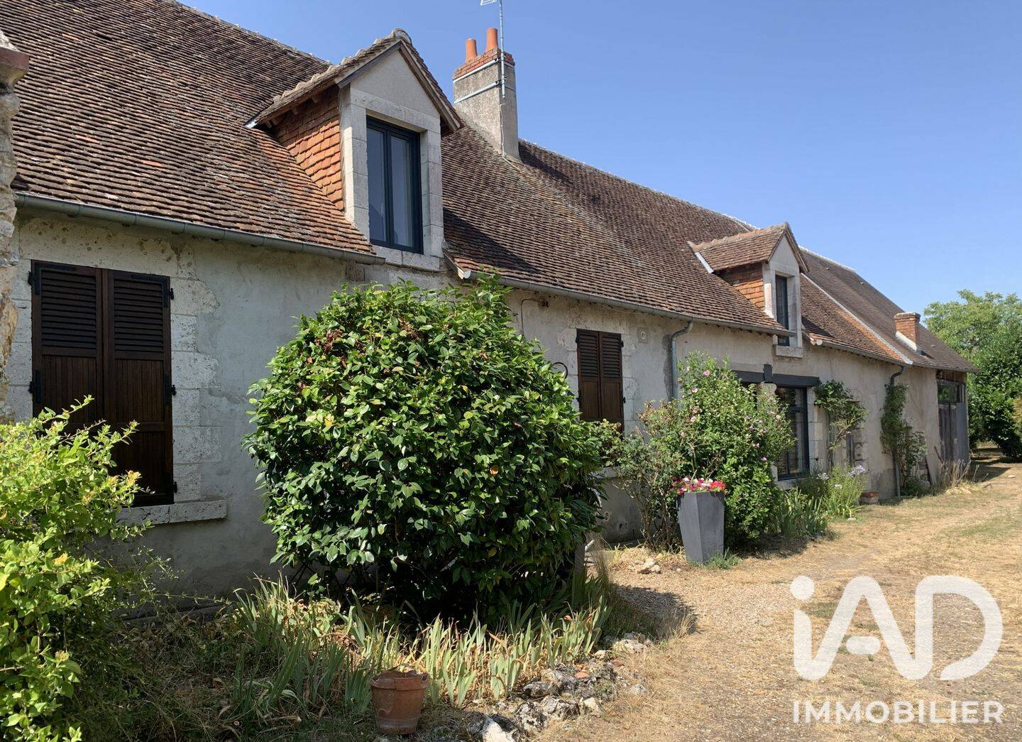 Maison 5 pièces 142 m² · à Vineuil · 142 m² · 270 000 €