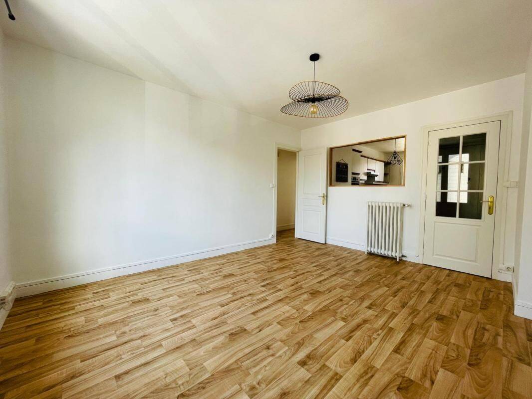 Appartement 3 pièces 54 m² · à Orléans · 54 m² · 731 €