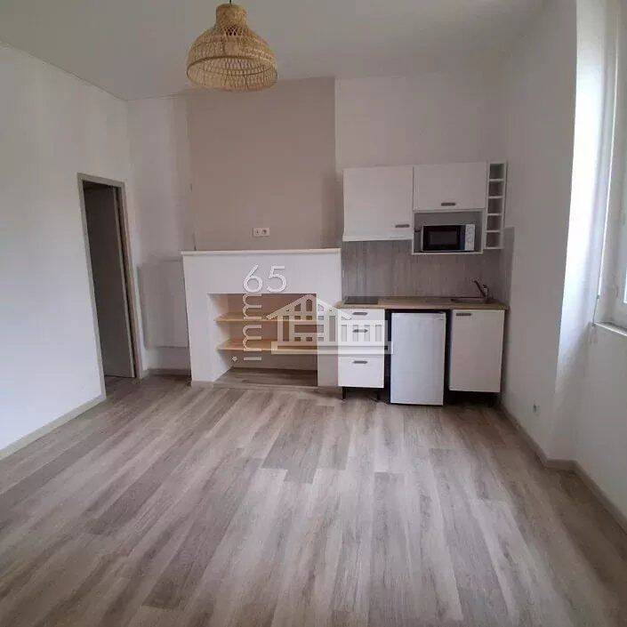 Appartement 1 pièce 17 m² · à Tarbes · 16,9 m² · 350 €