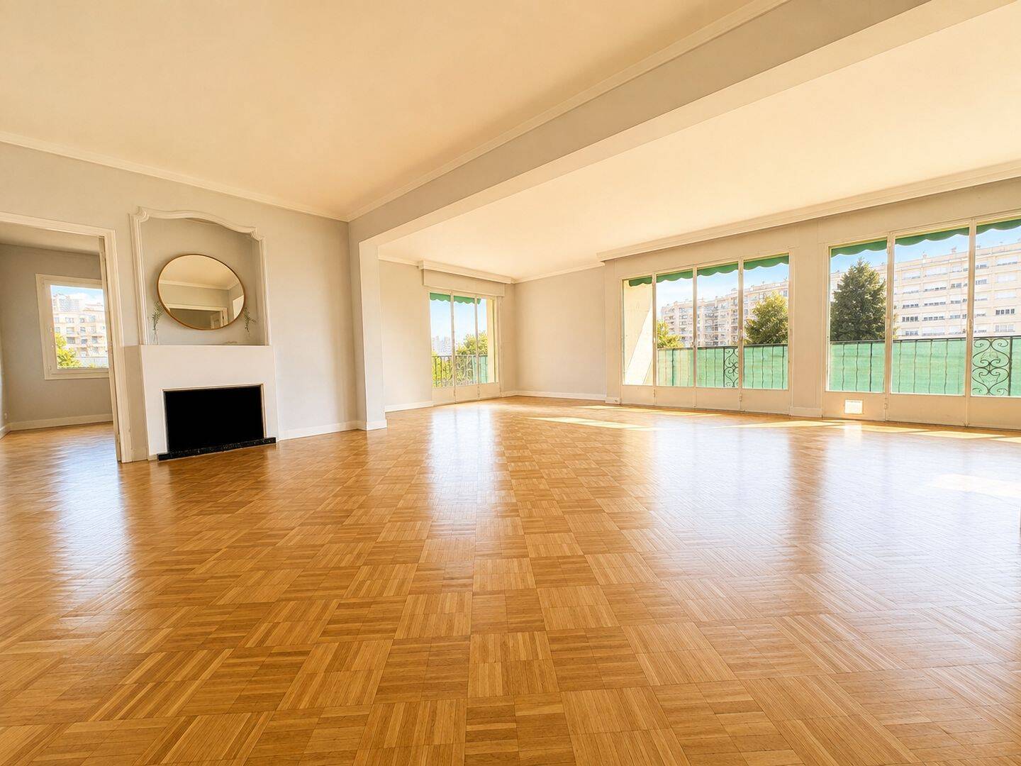 Appartement 7 pièces 174 m² · à Marseille 8ème Arrondissement · 174 m² · 745 000 €