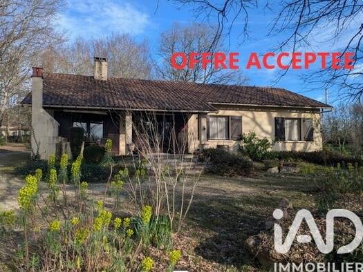 Maison de plain-pied à vendre 165 000 € 4 pièces 3 chambres 118 m² 3 540 m² de terrain Verdon 24520