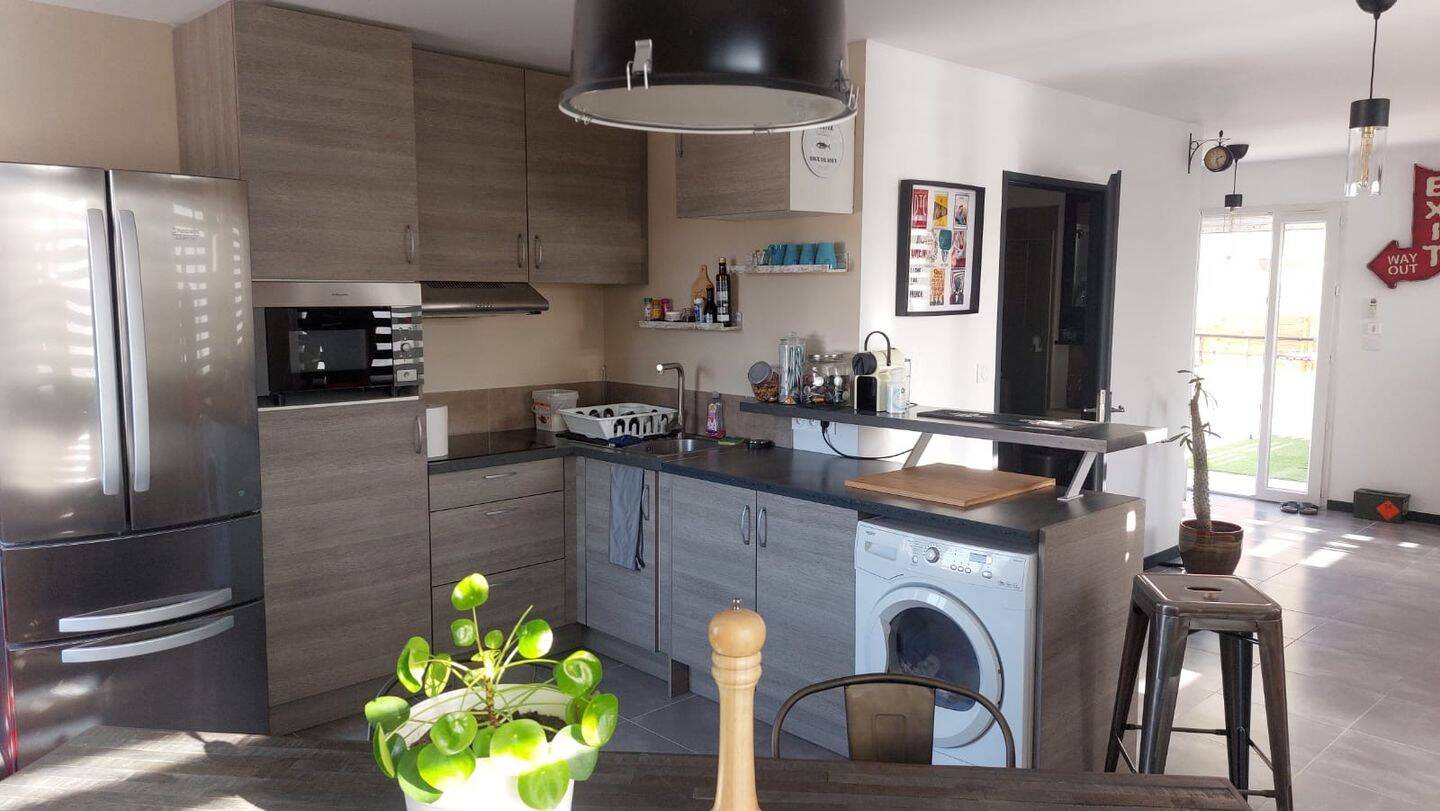 Appartement 2 pièces 82 m² · à La Londe-les-Maures · 82 m² · 250 000 €