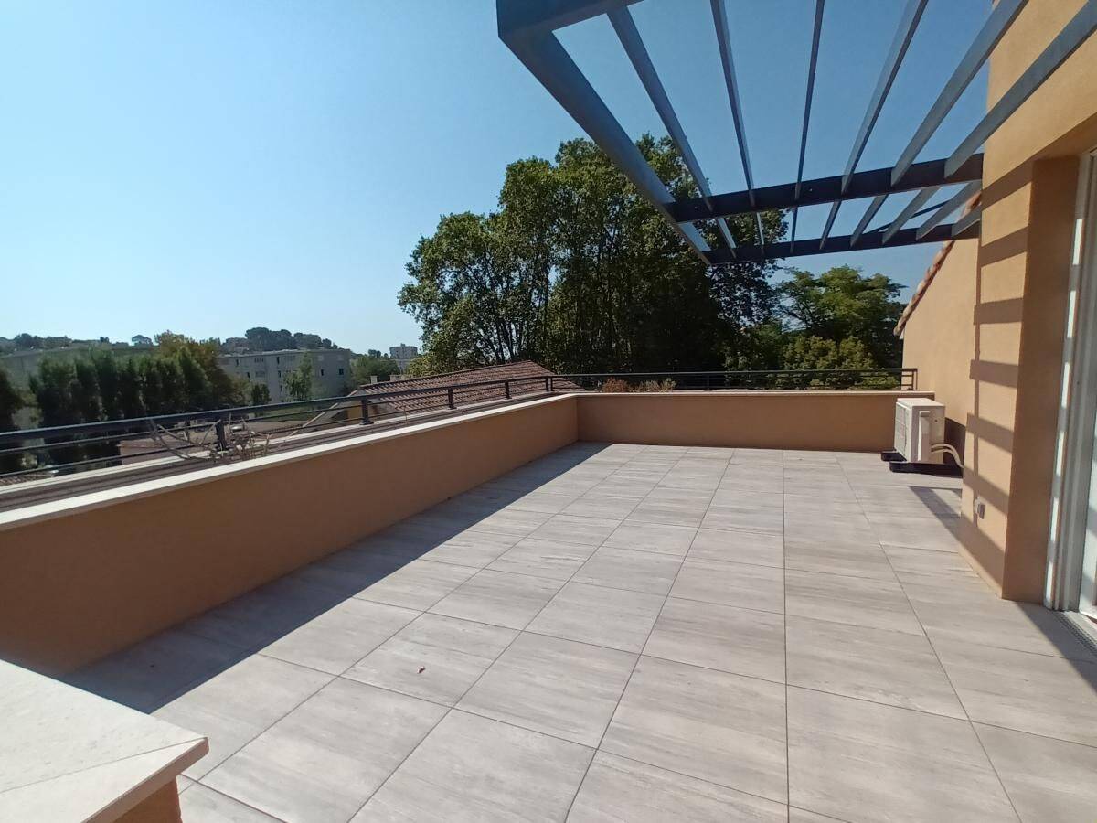 Appartement 4 pièces 93 m² · à Toulon · 93 m² · 1 206 €