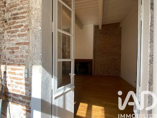 Appartement à vendre 147 000 € 2 pièces 1 chambre 88,2 m² Étage 2/3 Charles de Gaulle Cahors 46000