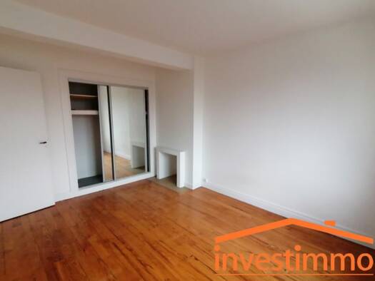 Appartement à louer 630 € 4 pièces 3 chambres 80 m² Étage 4/5 Centre Ville Boulogne-sur-Mer 62200