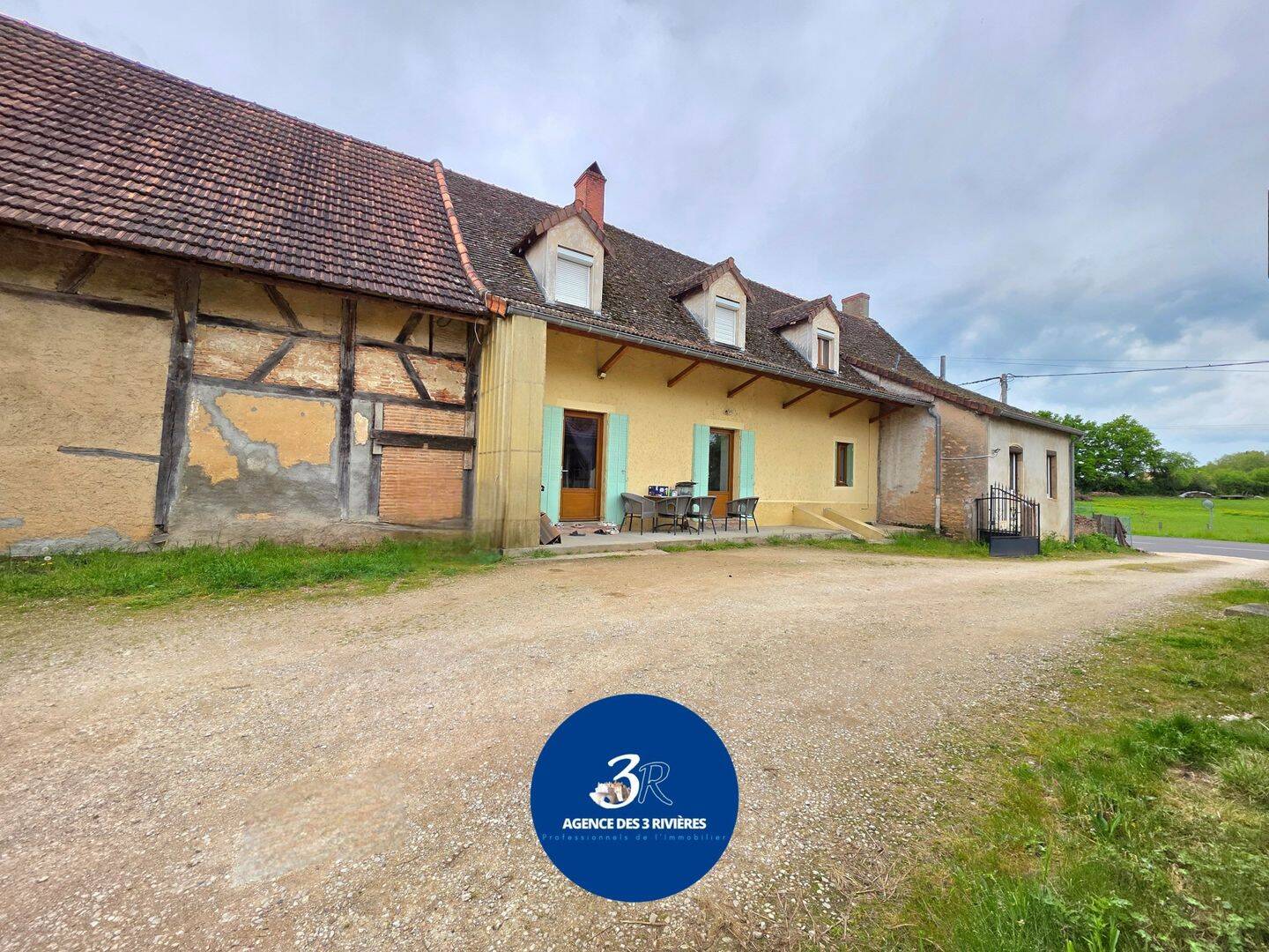 Maison 5 pièces 107 m² · à Simandre · 107 m² · 175 000 €