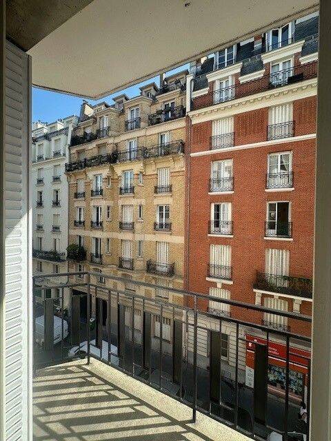 Appartement 2 pièces 36 m² · à Paris 14ème Arrondissement · 36,3 m² · 1 270 €