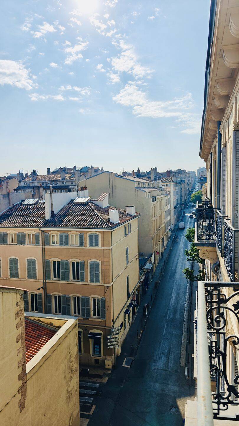 Appartement 3 pièces 132 m² · à Marseille 6ème Arrondissement · 131,6 m² · 398 000 €