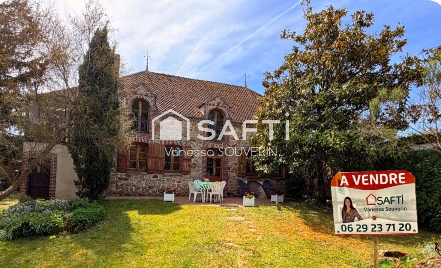 Maison 9 pièces 175 m² · à Thorigny-sur-Oreuse · 175 m² · 275 000 €