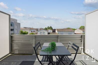 Appartement à louer 637 € 1 pièce 24 m² Dernier étage, Étage 1/1 La Raze Begles 33130
