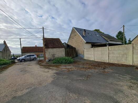 Maison à vendre 148 000 € 3 pièces 2 chambres 110 m² 2 637 m² de terrain Chilleurs-aux-Bois 45170