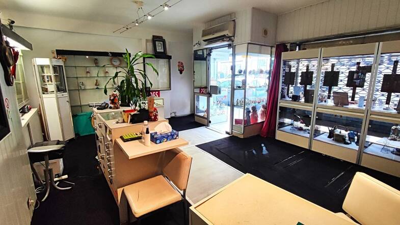 Local commercial à louer 1 100 € 40 m² de surface de vente Nice 06200
