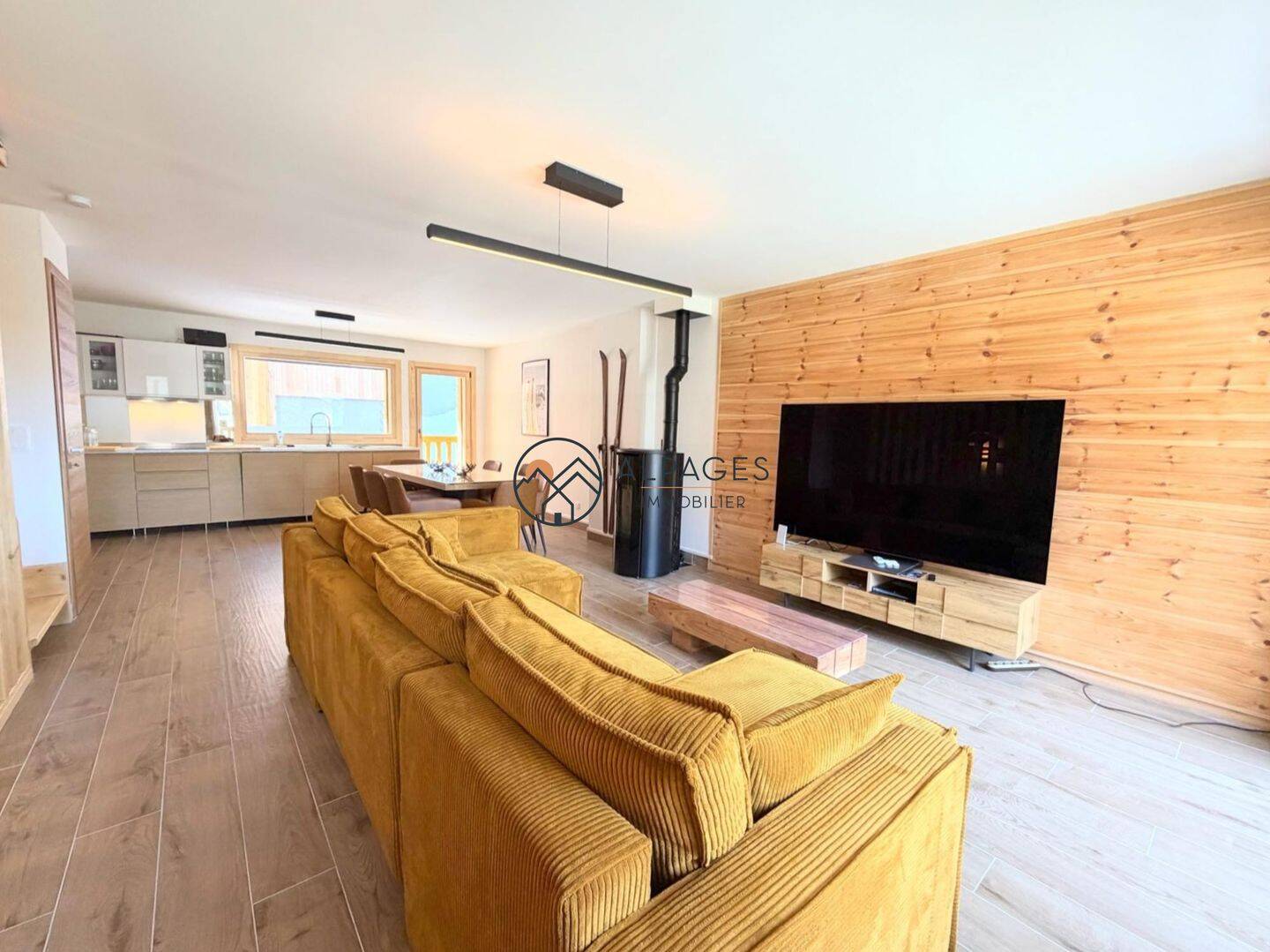 Maison 4 pièces 101 m² · à Vars · 100,5 m² · 750 000 €