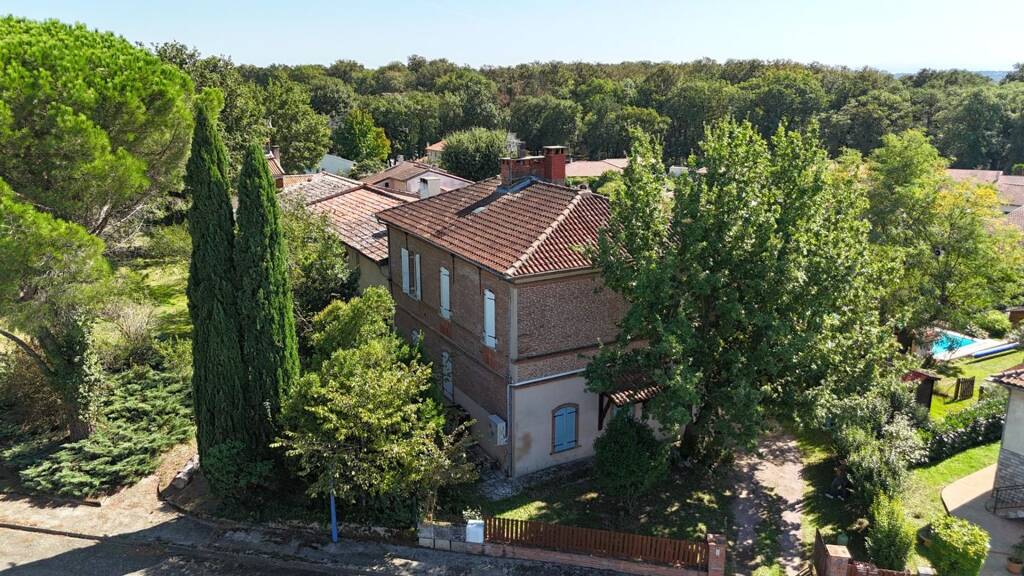 Maison à vendre 1 200 000 € 15 pièces 7 chambres 300 m² 2 590 m² de terrain Saint-Orens-de-Gameville 31650