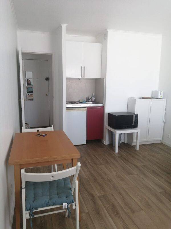 Appartement 1 pièce 21 m² · à Bordeaux · 21 m² · 560 €