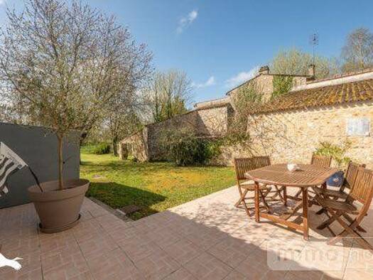 Maison à vendre 200 000 € 4 pièces 3 chambres 96,9 m² 1 053 m² de terrain Meursac 17120