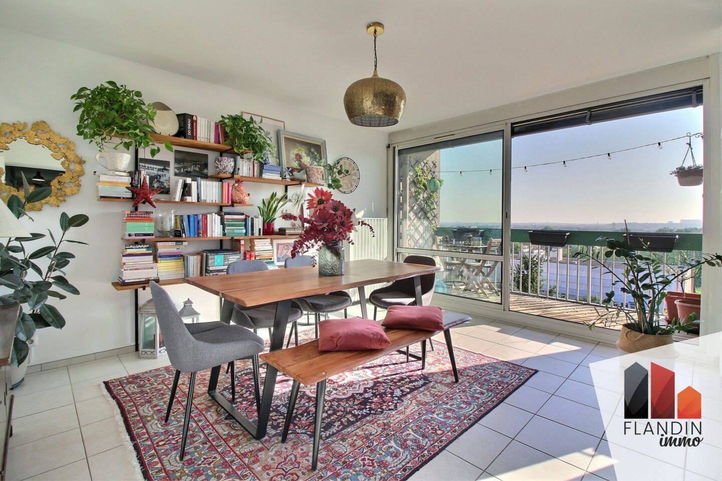Appartement 3 pièces 72 m² · à Saint-Genis-Laval · 72,2 m² · 229 000 €