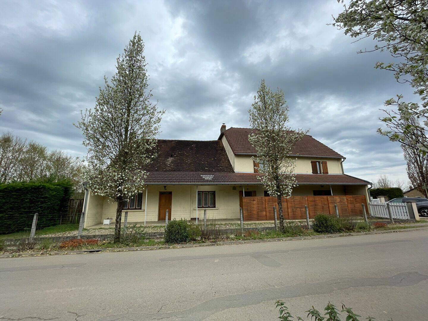 Maison 11 pièces 300 m² · à Louhans · 300 m² · 199 000 €
