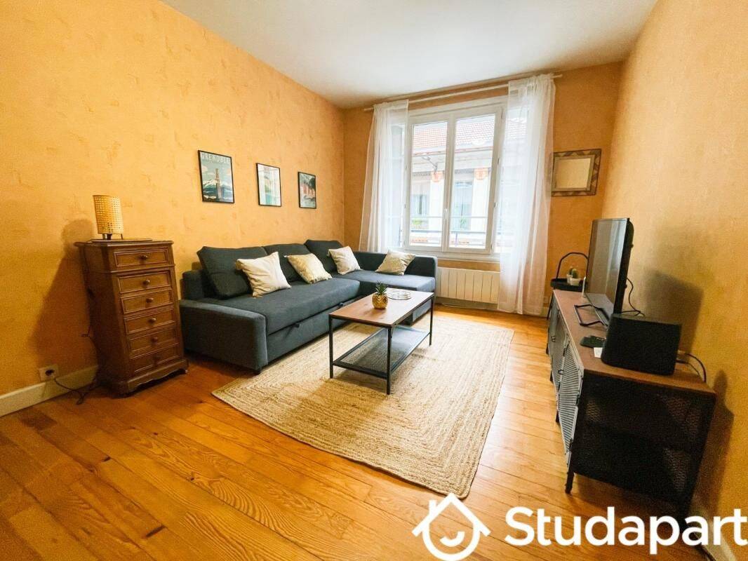 Appartement 2 pièces 55 m² · à Grenoble · 55 m² · 951 €