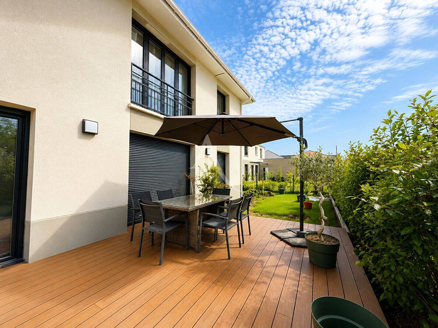 Maison 6 pièces 137 m² · à Carrières-sur-Seine · 137 m² · 3 500 €
